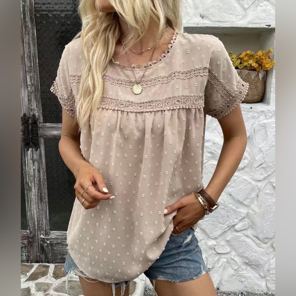 Top - Picture 2 of 4